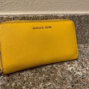 Michael Kors wallet